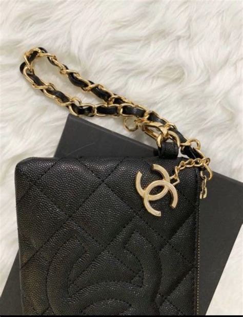 chanel wristlet vip gift